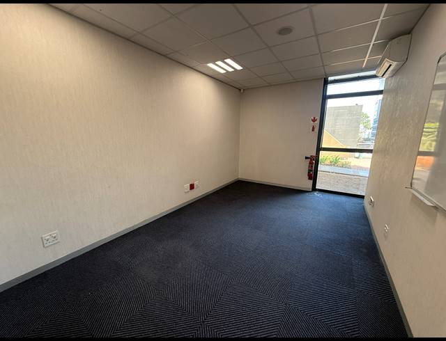 157M² OFFICE TO LET IN ROSEBANK